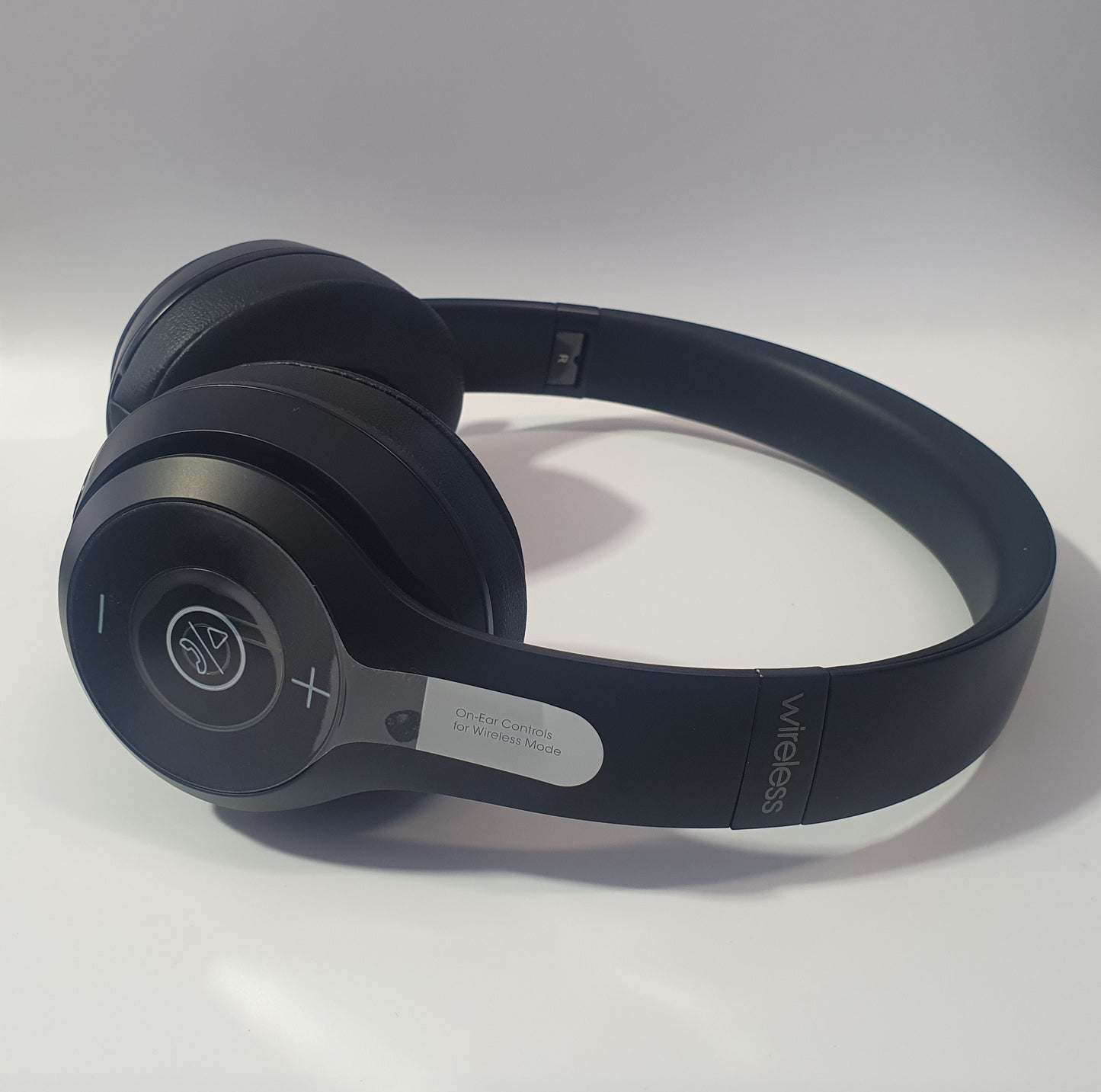 Beats Solo³ Wireless On-Ear Headphones - Black - Open Box