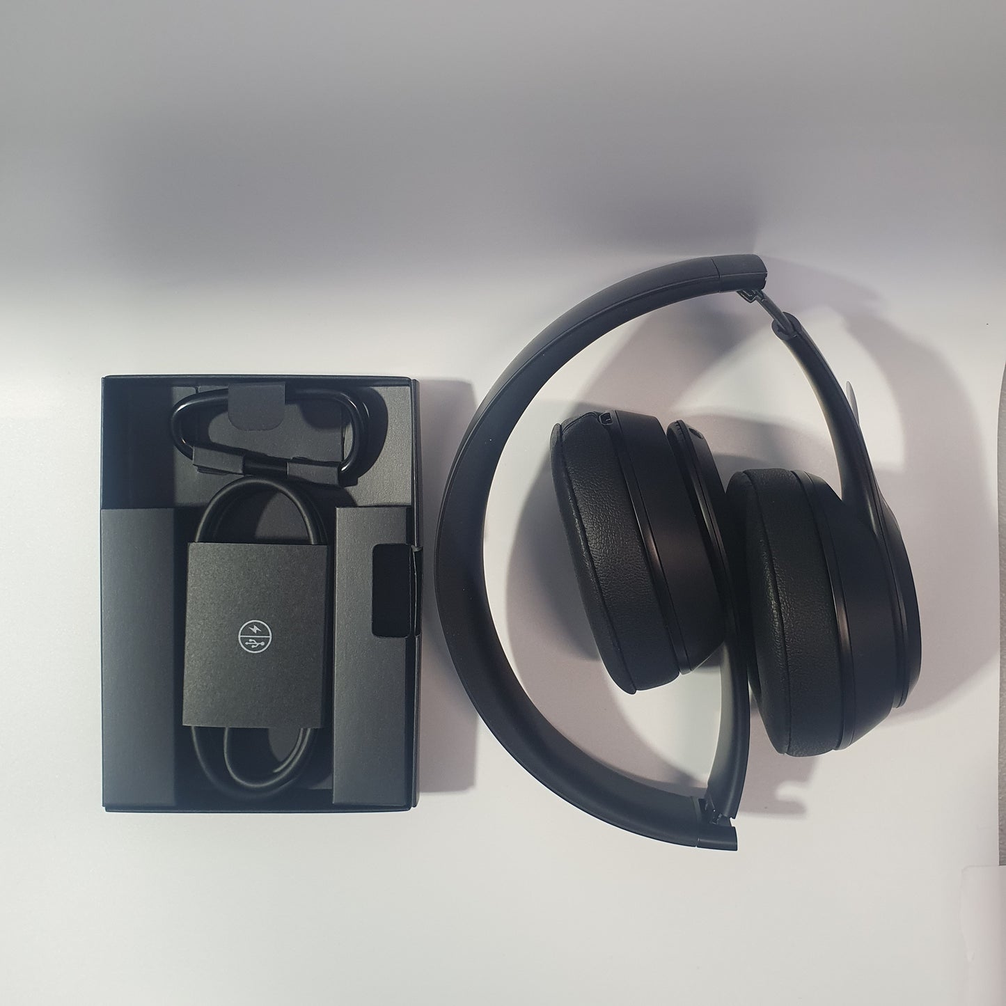 Beats Solo³ Wireless On-Ear Headphones - Black - Open Box